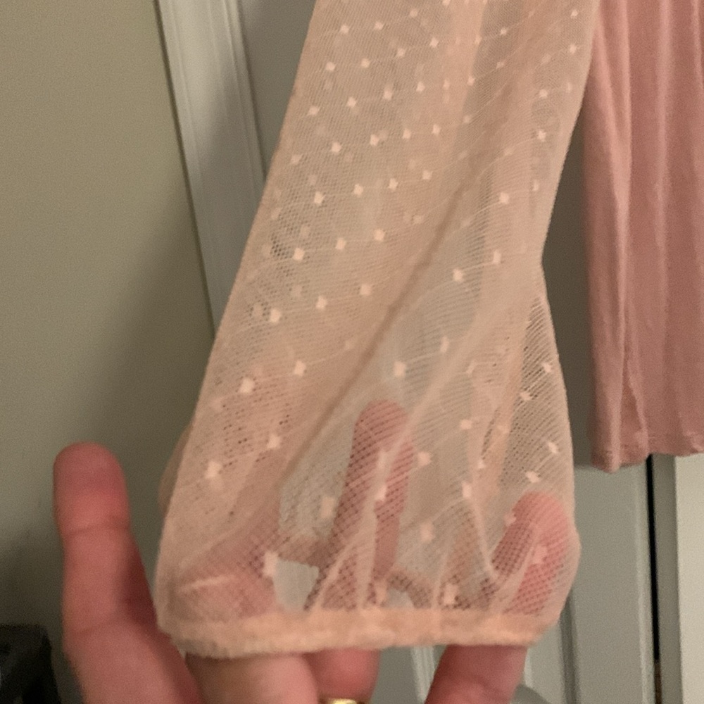 Romantic Altar’d State pink blouse, size small - Picture 4 of 6